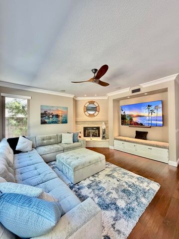 4982 Crestview Drive, Carlsbad, CA 92008