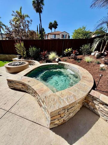 4982 Crestview Drive, Carlsbad, CA 92008