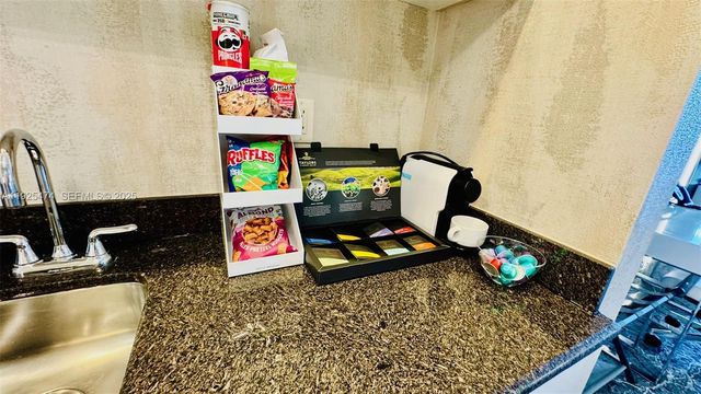 18001 Collins Ave 1110, Sunny Isles Beach, FL 33160