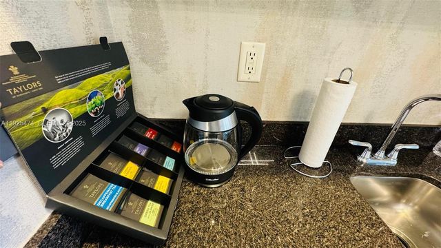 18001 Collins Ave 1110, Sunny Isles Beach, FL 33160