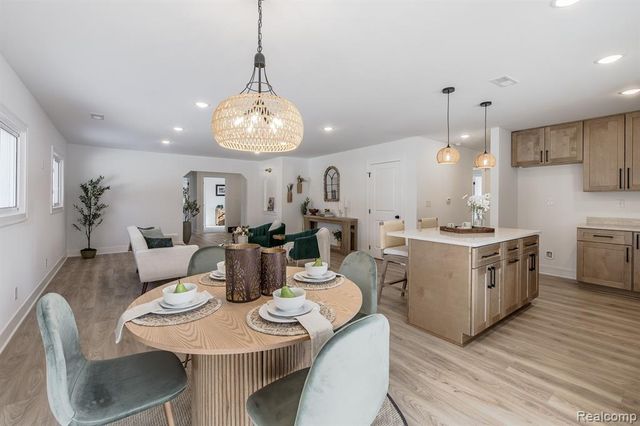 3750 Alida Avenue, Rochester Hills, MI 48309