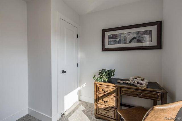 3750 Alida Avenue, Rochester Hills, MI 48309