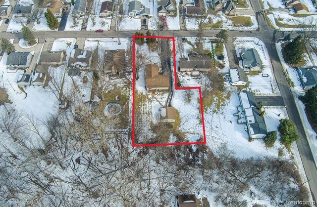 3750 Alida Avenue, Rochester Hills, MI 48309