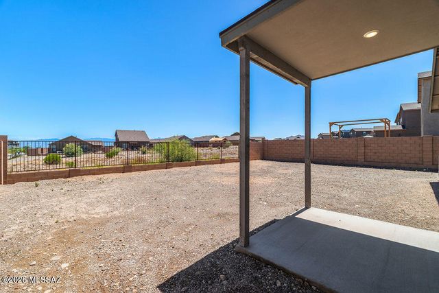 8713 E Creamy Cliffrose Trail, Vail, AZ 85641