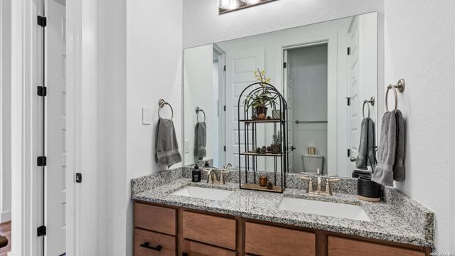 1511 buckner, San Antonio, TX 78253