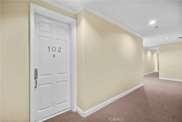 143 N Arnaz Drive 102, Beverly Hills, CA 90211