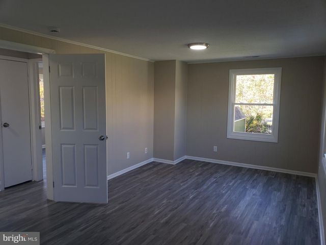 2915 UNIVERSITY BLVD W, Kensington, MD 20895
