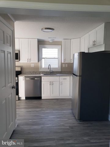 2915 UNIVERSITY BLVD W, Kensington, MD 20895