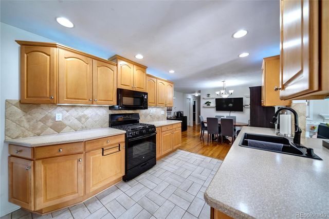 6616 S Lincoln Street, Centennial, CO 80121