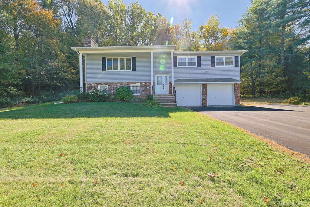 49 Orchard Crest Drive, Westtown, NY 10998