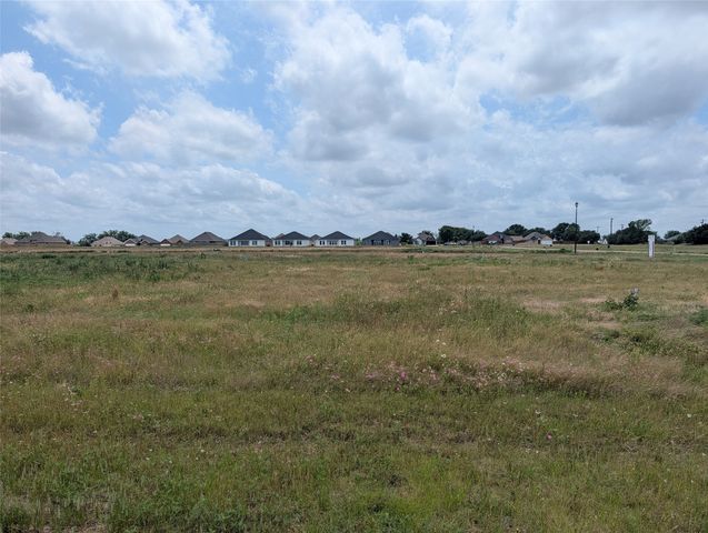 1050 Autumn Trail, Mabank, TX 75147