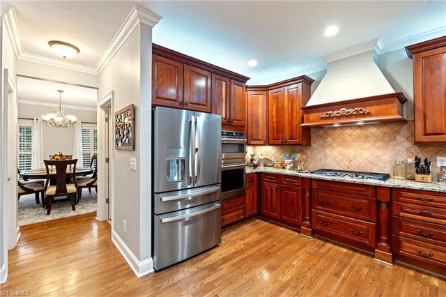 7809 Charles Place Drive, Kernersville, NC 27284