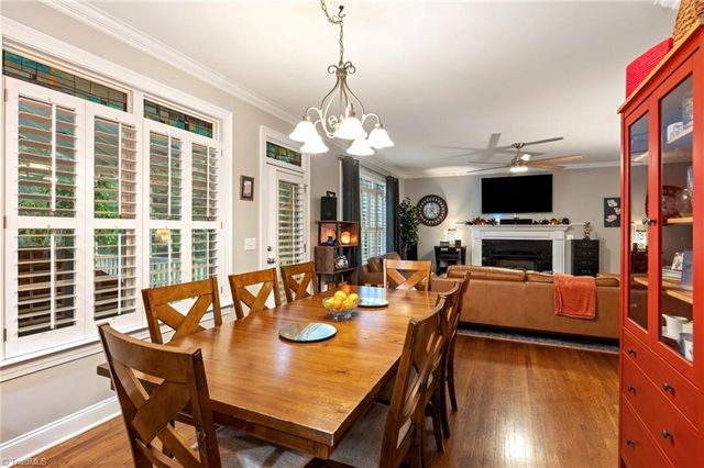 7809 Charles Place Drive, Kernersville, NC 27284