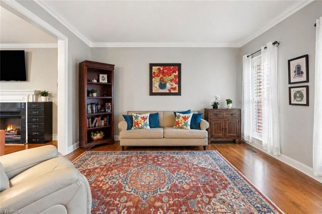 7809 Charles Place Drive, Kernersville, NC 27284