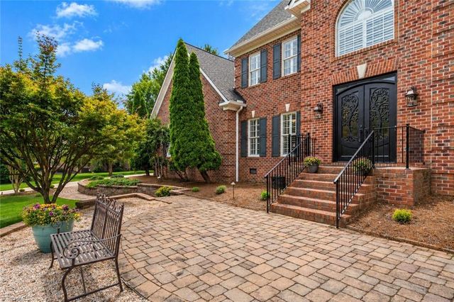 7809 Charles Place Drive, Kernersville, NC 27284