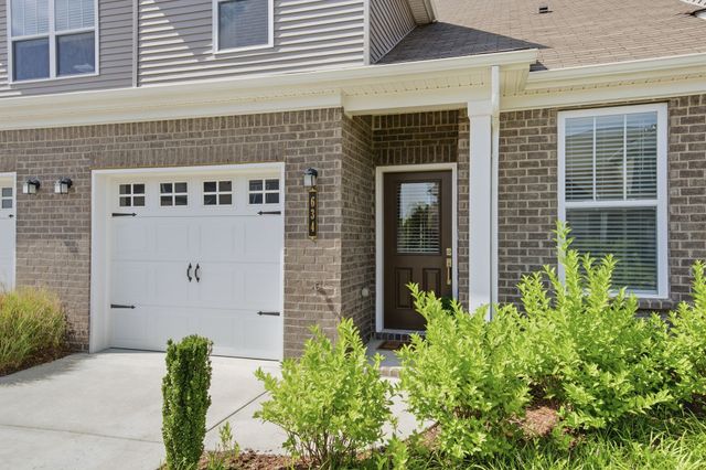 634 Birdie Dr, Spring Hill, TN 37174