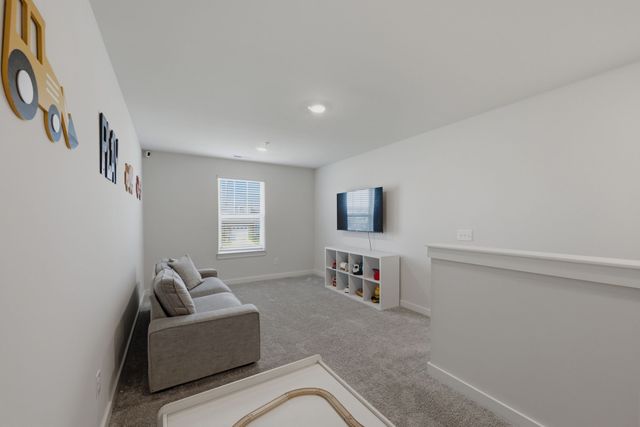 634 Birdie Dr, Spring Hill, TN 37174