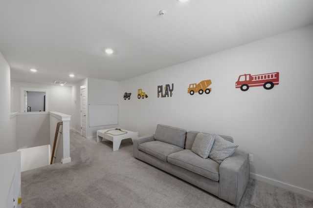 634 Birdie Dr, Spring Hill, TN 37174