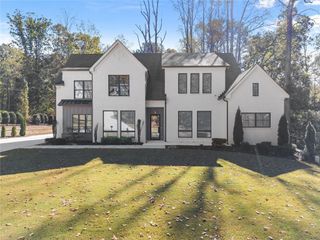 1646 Thomas Drive, Hoschton, GA 30548