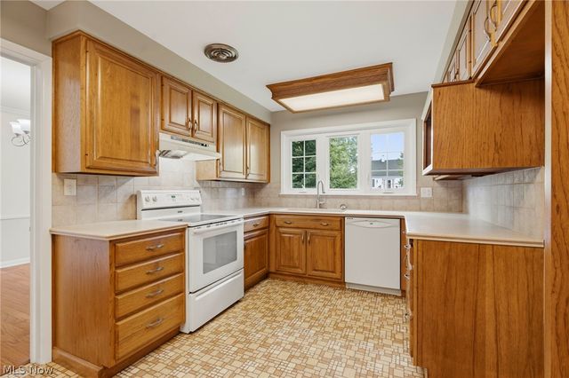3546 Overhill Drive NW, Canton, OH 44718