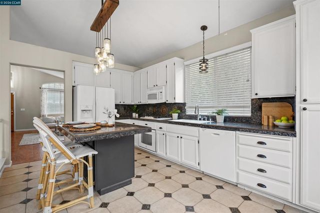 2063 Bluerock Court, Concord, CA 94521