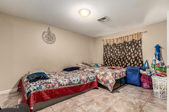 3501 W GEORGIA Avenue, Phoenix, AZ 85019