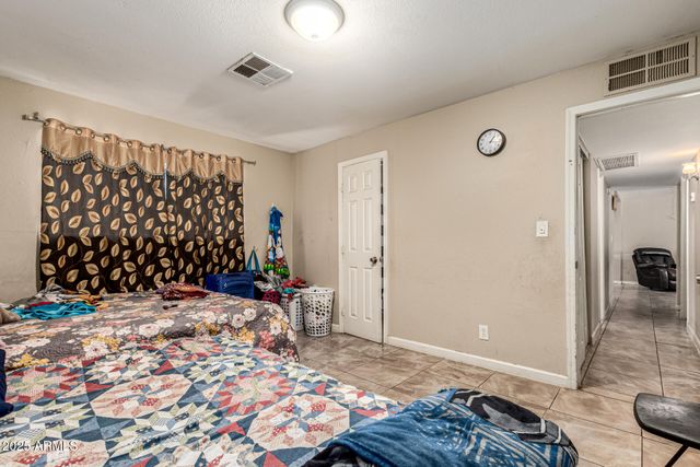 3501 W GEORGIA Avenue, Phoenix, AZ 85019
