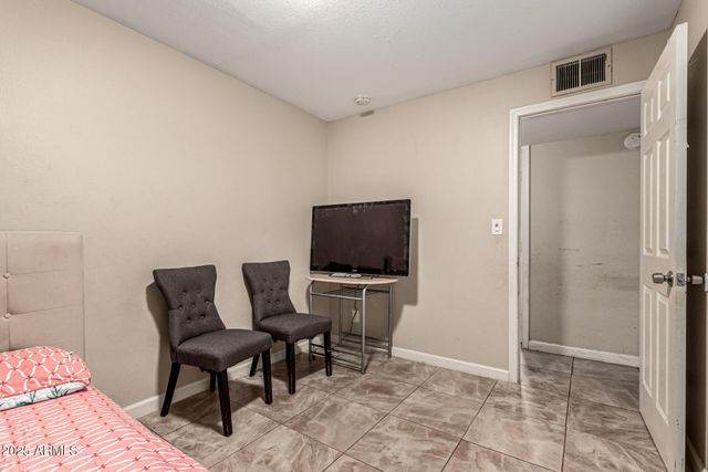 3501 W GEORGIA Avenue, Phoenix, AZ 85019