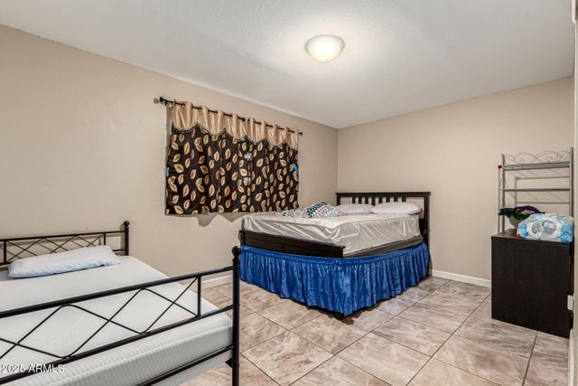 3501 W GEORGIA Avenue, Phoenix, AZ 85019