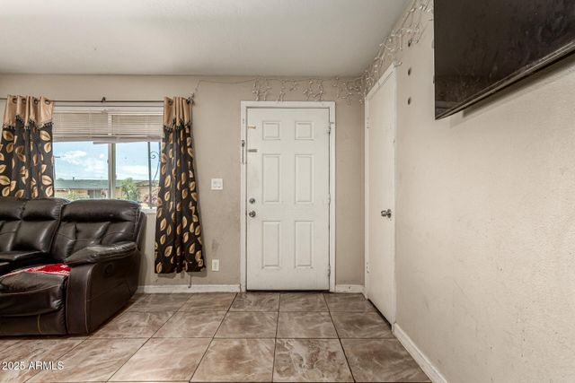 3501 W GEORGIA Avenue, Phoenix, AZ 85019