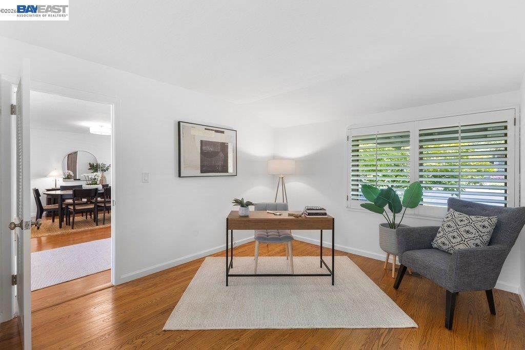 Image 23 of property listing at 3180 Roundhill Rd, Alamo, CA 94507