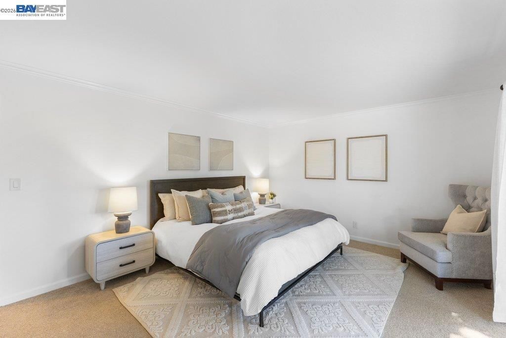 Image 24 of property listing at 3180 Roundhill Rd, Alamo, CA 94507
