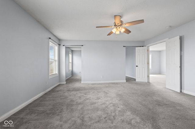 9471 Treyburn Lakes Drive, Indianapolis, IN 46239