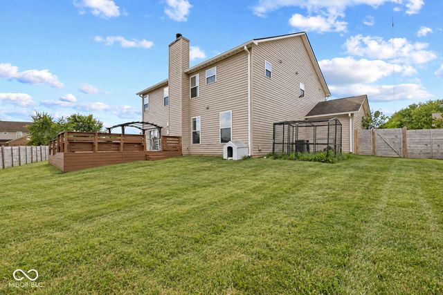 9471 Treyburn Lakes Drive, Indianapolis, IN 46239