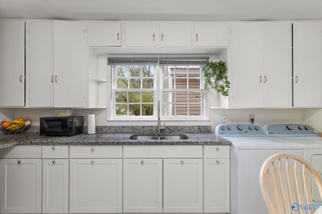 308 Vine Street, Athens, AL 35611