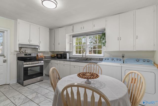 308 Vine Street, Athens, AL 35611