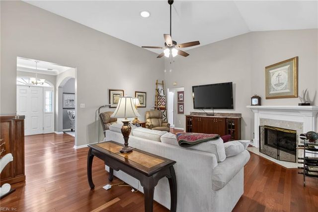 3816 River Oak CIR, Virginia Beach, VA 23456