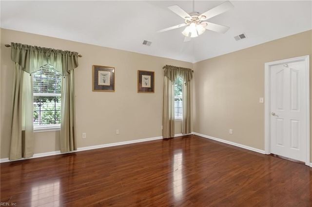 3816 River Oak CIR, Virginia Beach, VA 23456