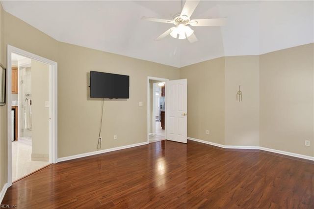 3816 River Oak CIR, Virginia Beach, VA 23456