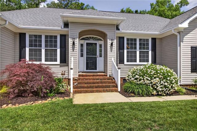 3816 River Oak CIR, Virginia Beach, VA 23456