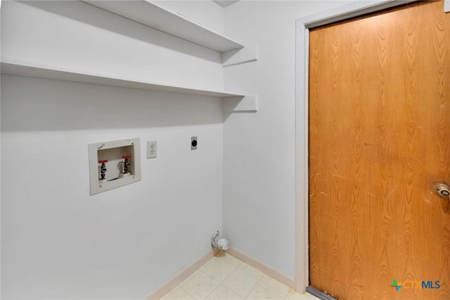 808 Taos Drive, Victoria, TX 77904