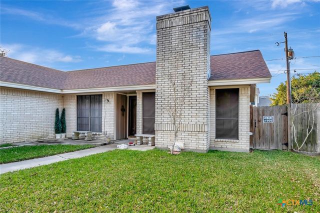 808 Taos Drive, Victoria, TX 77904