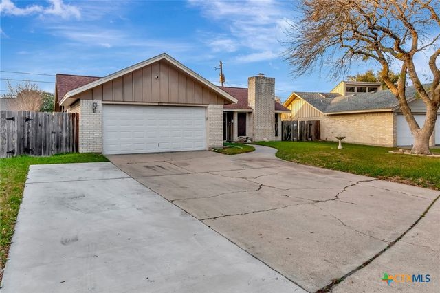 808 Taos Drive, Victoria, TX 77904