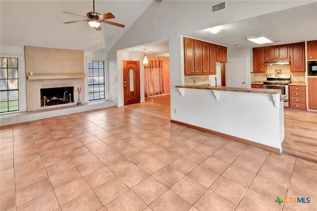 808 Taos Drive, Victoria, TX 77904