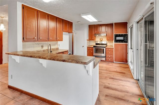 808 Taos Drive, Victoria, TX 77904