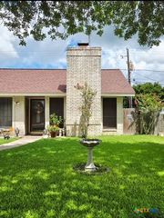 808 Taos Drive, Victoria, TX 77904