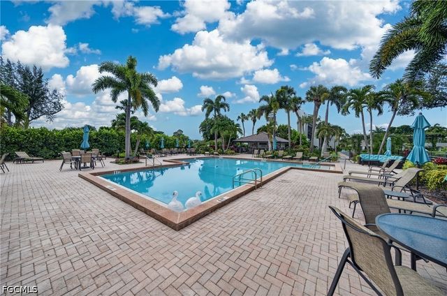 4570 Trawler CT 102, Fort Myers, FL 33919