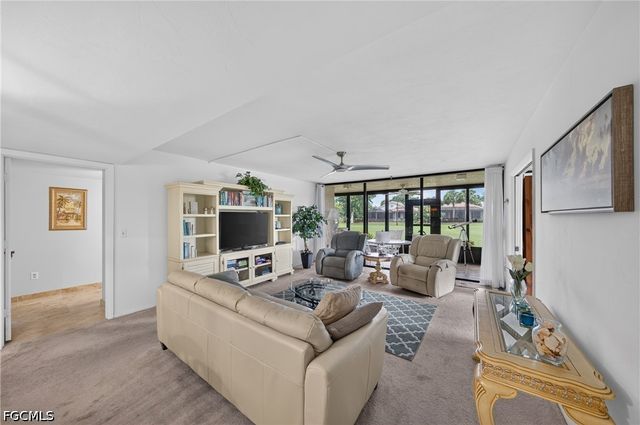 4570 Trawler CT 102, Fort Myers, FL 33919