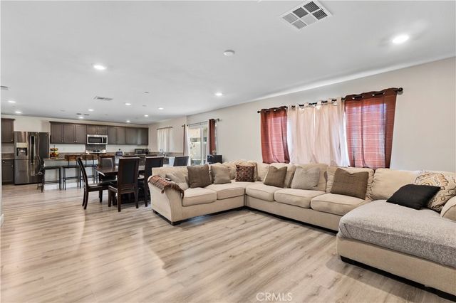 32486 Roman Warren, Winchester, CA 92596