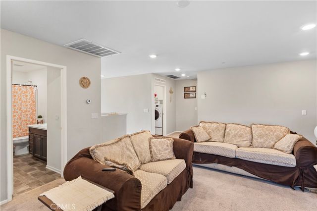 32486 Roman Warren, Winchester, CA 92596